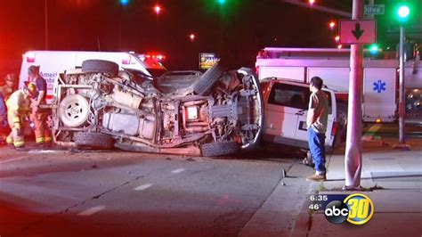 Man Hospitalized following Two-Vehicle Accident on Jensen Avenue [Fresno, CA]